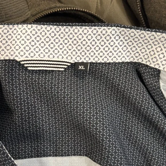 ACTION-friendly, Printed Dress Shirt with classy inner cuffs for a sexy look - Picture 7 of 7